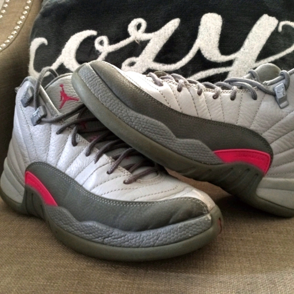 Jordan Retro 12